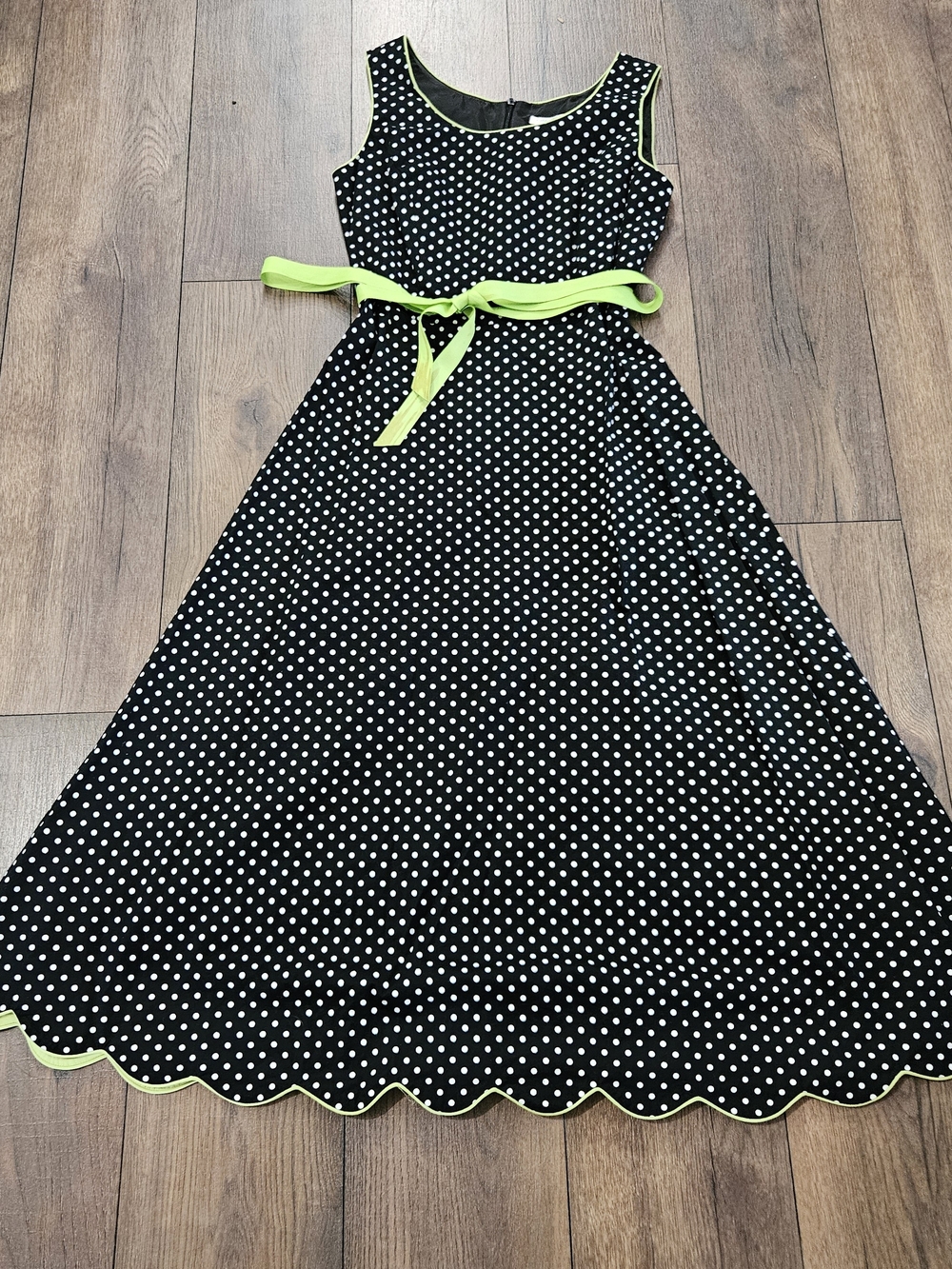 Navy Blue and White Polka Dot Coldwater Creek Dress with Green Trim Size 8